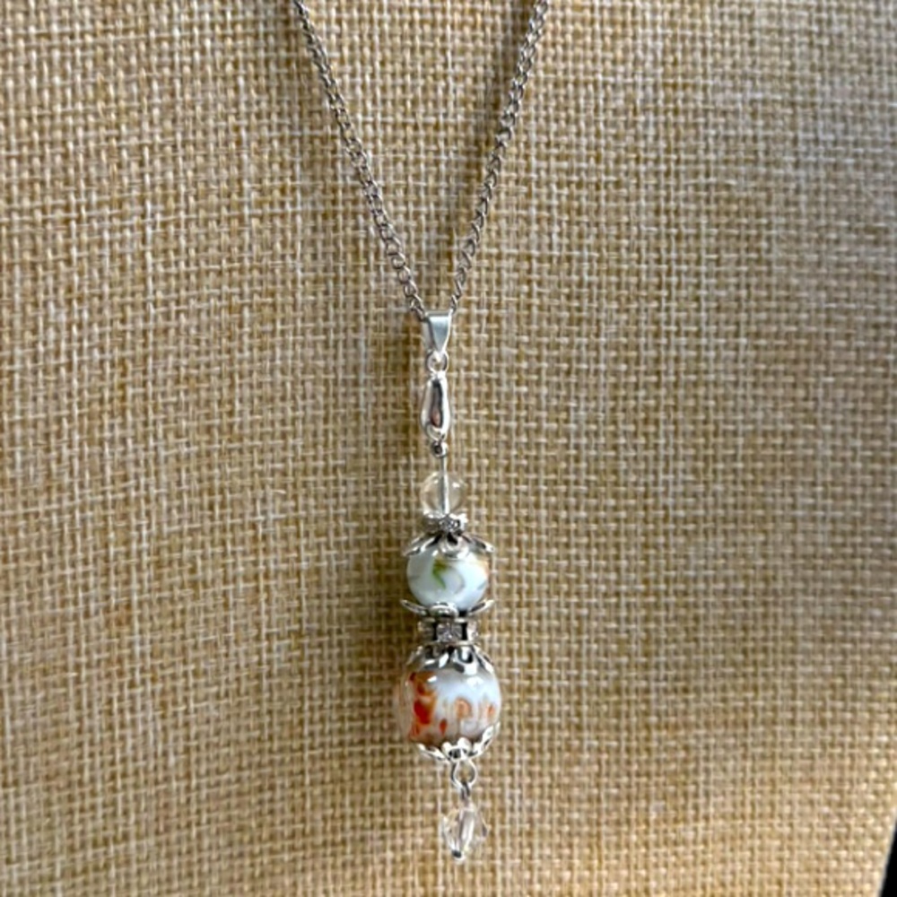 Silvertone Glass Beaded Pendant Necklace